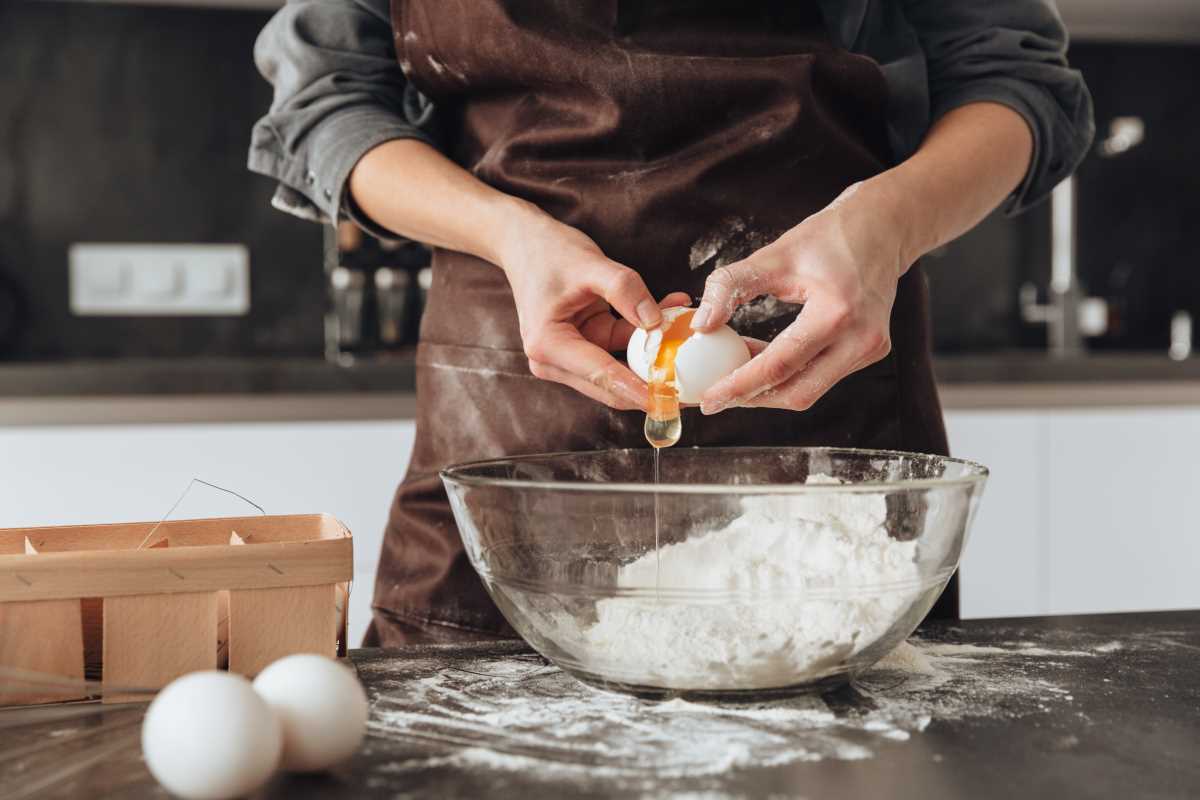 Homemade Superfood Snacks for Fitness Beginners