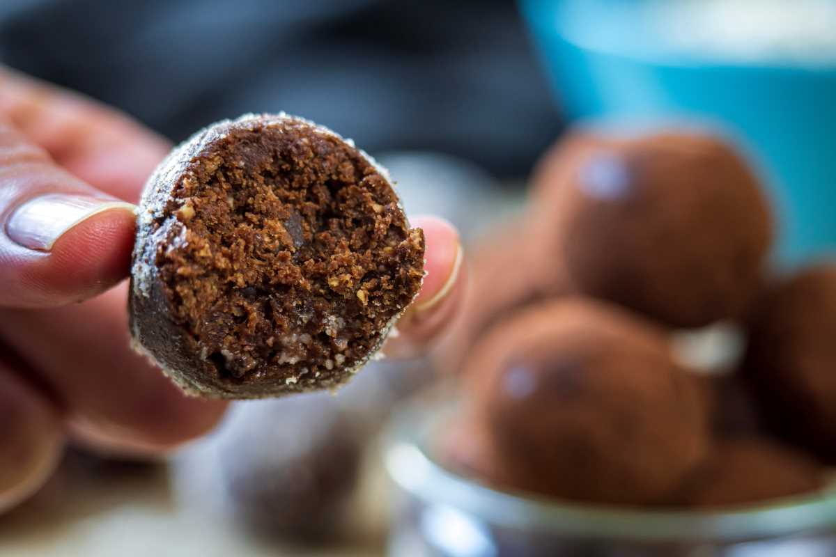 Flaxseeds for Healthy Snacks: A Tasty and Nutritious Addition to Your Day